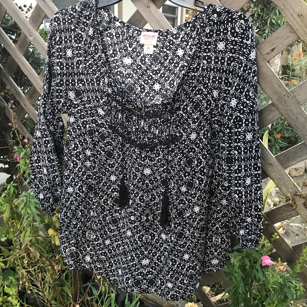 Mossimo Boho top